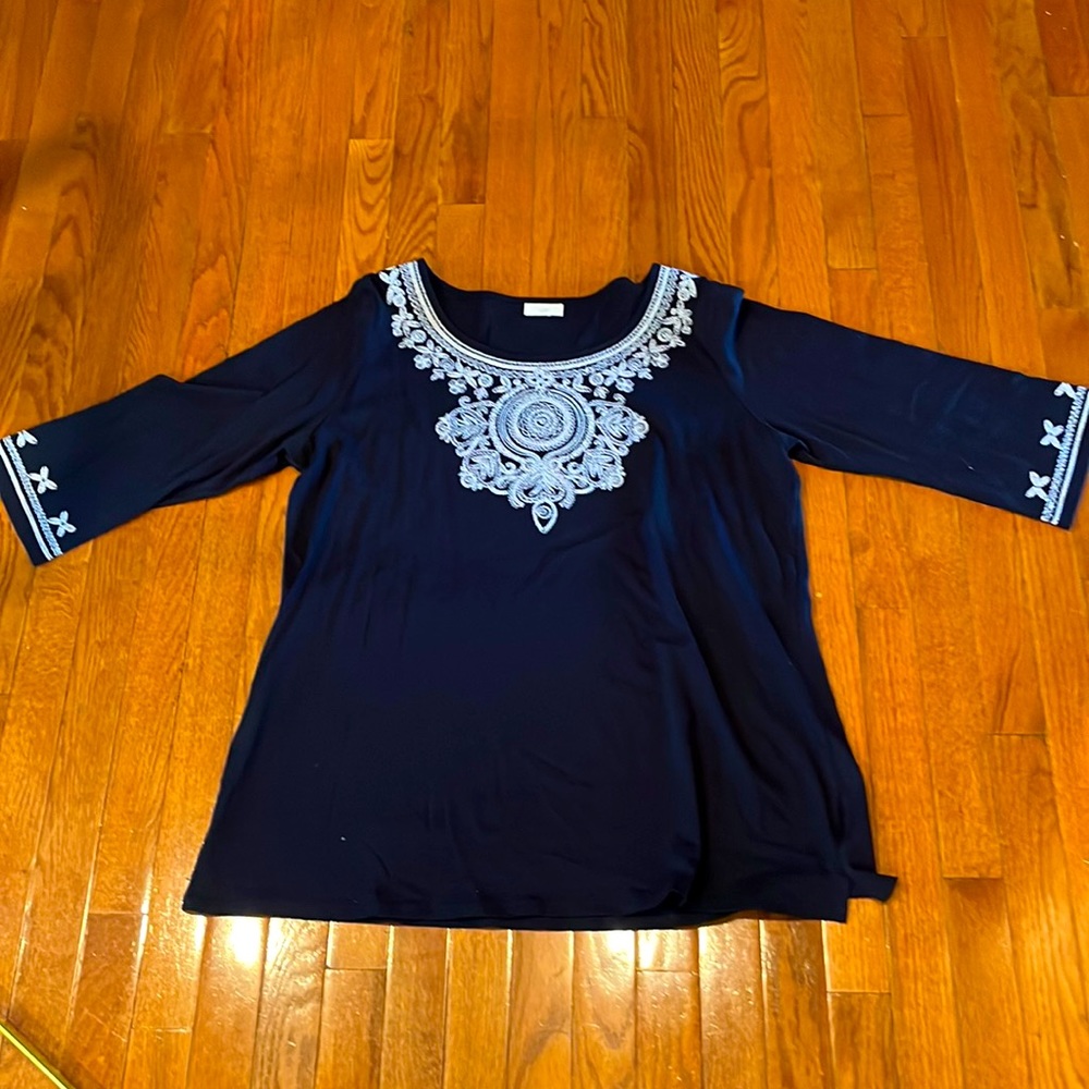 LOFT embroidered medallion tunic
